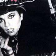 Le texte musical GIRLS TALK de LINDA RONSTADT est également présent dans l'album Mad love (1980)