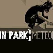 Le texte musical PUSHING ME AWAY de LINKIN PARK est également présent dans l'album Hybrid theory (2000)