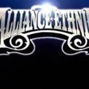 Le texte musical INTRO de ALLIANCE ETHNIK est également présent dans l'album Fat come back (1999)