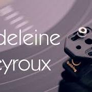 Le texte musical SHOUT SISTER SHOUT de MADELEINE PEYROUX est également présent dans l'album Secular hymns (2016)