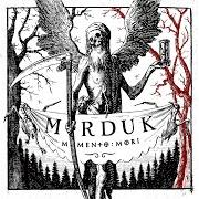 Le texte musical YEAR OF THE MAGGOT de MARDUK est également présent dans l'album Memento mori (2023)