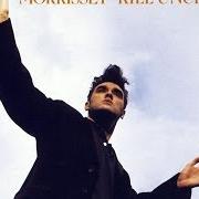 Le texte musical TONY THE PONY de MORRISSEY est également présent dans l'album Kill uncle (1991)