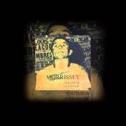 Le texte musical DAGENHAM DAVE de MORRISSEY est également présent dans l'album Southpaw grammar (1995)
