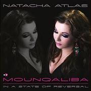 Le texte musical MAKKAN de NATACHA ATLAS est également présent dans l'album Mounqaliba (2010)