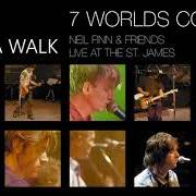 Le texte musical I SEE RED de NEIL FINN est également présent dans l'album 7 worlds collide (2001)