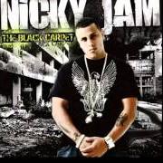 Le texte musical TON TON TON de NICKY JAM est également présent dans l'album The black carpet (2007)