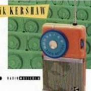 Le texte musical WHAT THE PAPERS SAY de NIK KERSHAW est également présent dans l'album Radio musicola (1986)