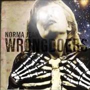 Le texte musical SUN DIES, BLOOD MOON de NORMA JEAN est également présent dans l'album Wrongdoers (2013)