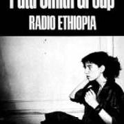 Le texte musical RADIO ETHIOPIA / ABYSSINIA de PATTI SMITH est également présent dans l'album Radio ethopia (1976)