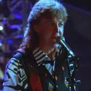 Le texte musical HEY JUDE de PAUL MCCARTNEY est également présent dans l'album Tripping the live fantastic: highlights! (1990)