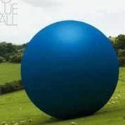 Le texte musical BIG BLUE BALL de PETER GABRIEL est également présent dans l'album Big blue ball (2008)