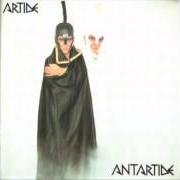 Le texte musical MARCIAPIEDI de RENATO ZERO est également présent dans l'album Artide antartide (1981)