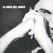 Le texte musical IL MAESTRO de RENATO ZERO est également présent dans l'album La curva dell'angelo (2001)
