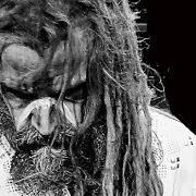 Le texte musical THE LAST OF THE DEMONS DEFEATED de ROB ZOMBIE est également présent dans l'album The electric warlock acid witch satanic orgy celebration dispenser (2016)