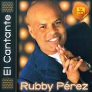 Le texte musical ENTRE TU Y MIL MARES de RUBBY PEREZ est également présent dans l'album El cantante (2002)