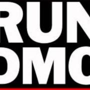 Le texte musical PAUSE (12" VERSION) de RUN DMC est également présent dans l'album The essential run-dmc (2013)