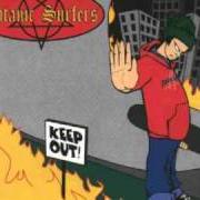 Le texte musical SUNSHINY DAY de SATANIC SURFERS est également présent dans l'album Keep out (1994)