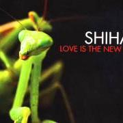 Le texte musical DAY WILL COME de SHIHAD est également présent dans l'album Love is the new hate (2005)