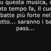 Le texte musical METEORA de SIMONE CRISTICCHI est également présent dans l'album Grand hotel cristicchi (2010)