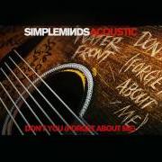 Le texte musical WATERFRONT de SIMPLE MINDS est également présent dans l'album Acoustic (2016)