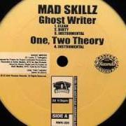 Le texte musical SKILLZ VS. SHAQWAN de SKILLZ est également présent dans l'album Confessions of a ghost writer (2005)