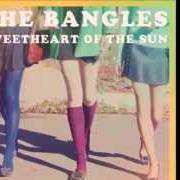 Le texte musical I WILL NEVER BE THROUGH WITH YOU de THE BANGLES est également présent dans l'album Sweetheart of the sun (2011)