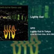 Le texte musical LOVE TO LOVE de UFO est également présent dans l'album Lights out in tokyo (1992)