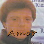 Le texte musical TU PICCOLO de UMBERTO TOZZI est également présent dans l'album E nell'aria ti amo (1977)