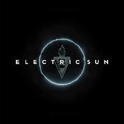 Le texte musical BEFORE THE RAIN de VNV NATION est également présent dans l'album Electric sun (2023)