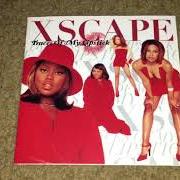 Le texte musical THE RUNAROUND de XSCAPE est également présent dans l'album Traces of my lipstick (1998)