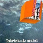 Le texte musical UN CHIMICO de FABRIZIO DE ANDRÈ est également présent dans l'album Non al denaro non all'amore nè al cielo (1971)