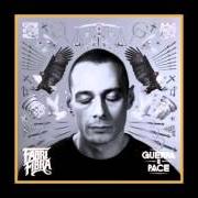 Le texte musical A ME DI TE de FABRI FIBRA est également présent dans l'album Guerra e pace (2013)