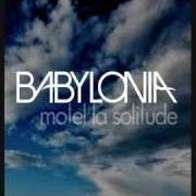 Le texte musical LOVE, NOT FOR ME de BABYLONIA est également présent dans l'album Motel la solitude (2010)