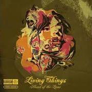 Le texte musical BOM BOM BOM de LIVING THINGS est également présent dans l'album Ahead of the lions (2005)