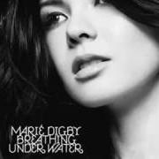 Le texte musical FOOL de MARIE DIGBY est également présent dans l'album Unfold