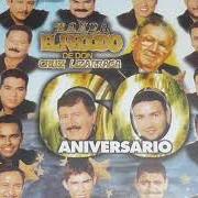 Le texte musical TE QUEJAS DE QUERERME de BANDA EL RECODO est également présent dans l'album Tengo una ilusión (1998)