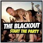 Le texte musical FREE YOURSELF de THE BLACKOUT est également présent dans l'album Start the party (2013)