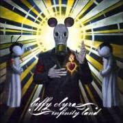 Le texte musical PAUSE IT AND TURN IT UP de BIFFY CLYRO est également présent dans l'album Infinity land (2004)