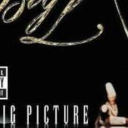 Le texte musical FALL BACK de BIG L est également présent dans l'album The big picture (2000)