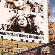 Le texte musical OFFERTE SPECIALI de GLI INQUILINI est également présent dans l'album Bentornati nel paese dei mostri (2003)