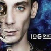 Le texte musical NON CE LA FAI + de GRIDO est également présent dans l'album Io grido (2011)