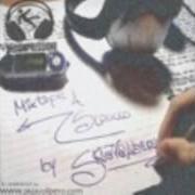 Le texte musical ADESSO DECOMPRIMIMI de SKIAVOLIBERO, A.K.A., SOLO est également présent dans l'album Skiavolibero ep