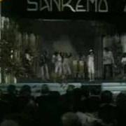 Le texte musical 1/2 NOTTE de DANIEL SENTACRUZ ENSEMBLE est également présent dans l'album Sanremo