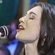 Le texte musical AMORE E GUERRA de FRANCESCA SCHIAVO est également présent dans l'album Sanremo
