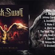 Le texte musical JOHNNY CAME MARCHING de BLACK SWAN est également présent dans l'album Shake the world (2020)