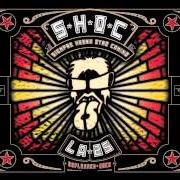 Le texte musical 25 HORAS de LA 25 est également présent dans l'album Shoc (2010)