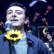 Le texte musical SOMOS LEVEDAD de MANOLO GARCIA est également présent dans l'album Nunca el tiempo es perdido (2001)