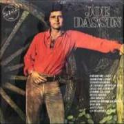 Le texte musical L'ALBATROS de JOE DASSIN est également présent dans l'album Le costume blanc (1975)
