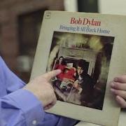 Le texte musical IT'S ALL OVER NOW, BABY BLUE de BOB DYLAN est également présent dans l'album Bringing it all back home (1965)