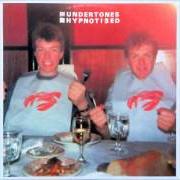 Le texte musical MY PERFECT COUSIN de UNDERTONES est également présent dans l'album Hypnotised (1980)